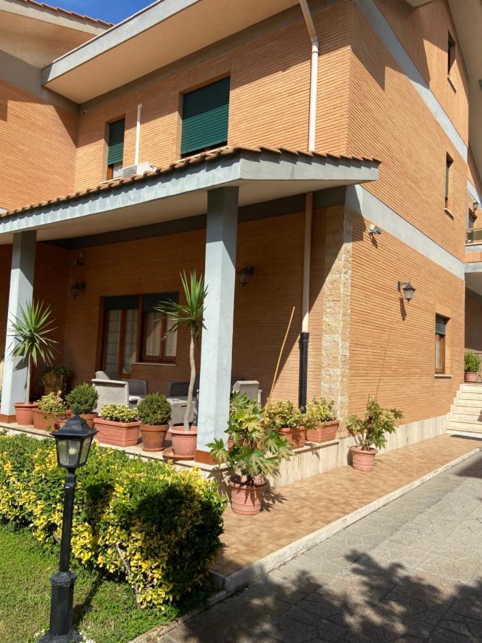 Villa Alma Фьюмичино Экстерьер фото